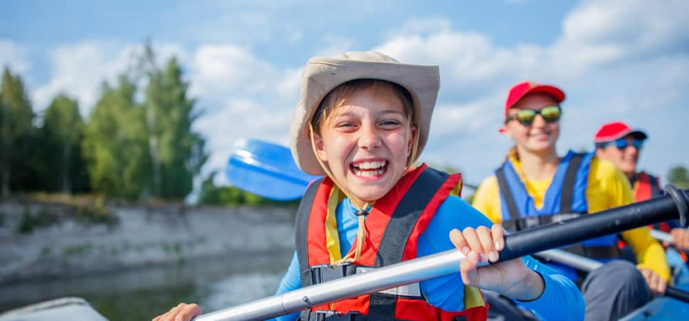 kayaking for beginners - tips and safety